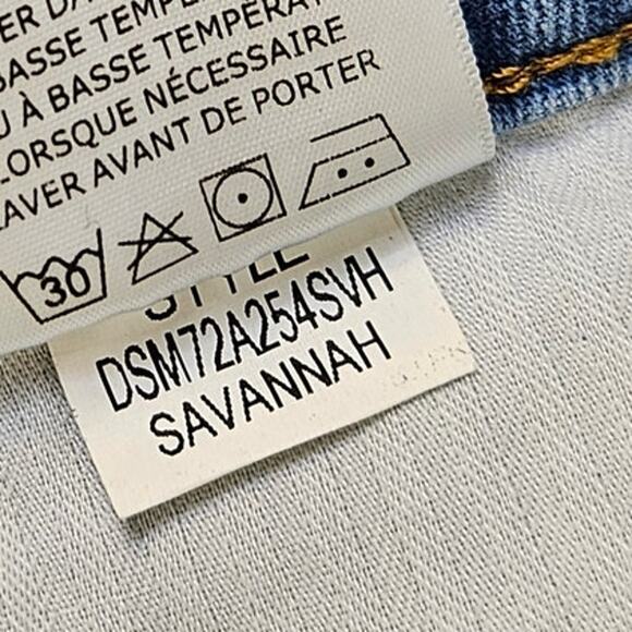 Dear John Julian Shorts High Rise Light Wash Distressed Raw Hem Denim Size 33 - Picture 13 of 13